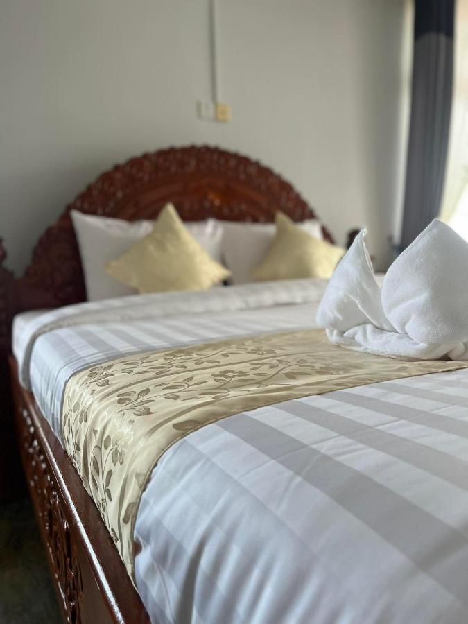 Hotel The Moon Kampot Boutique Zewnętrze zdjęcie