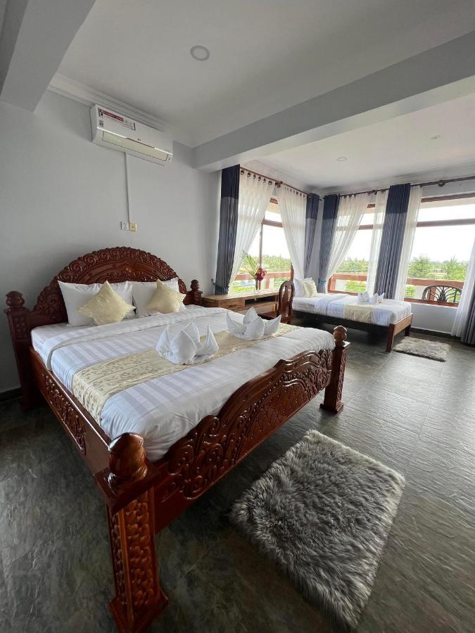 Hotel The Moon Kampot Boutique Zewnętrze zdjęcie