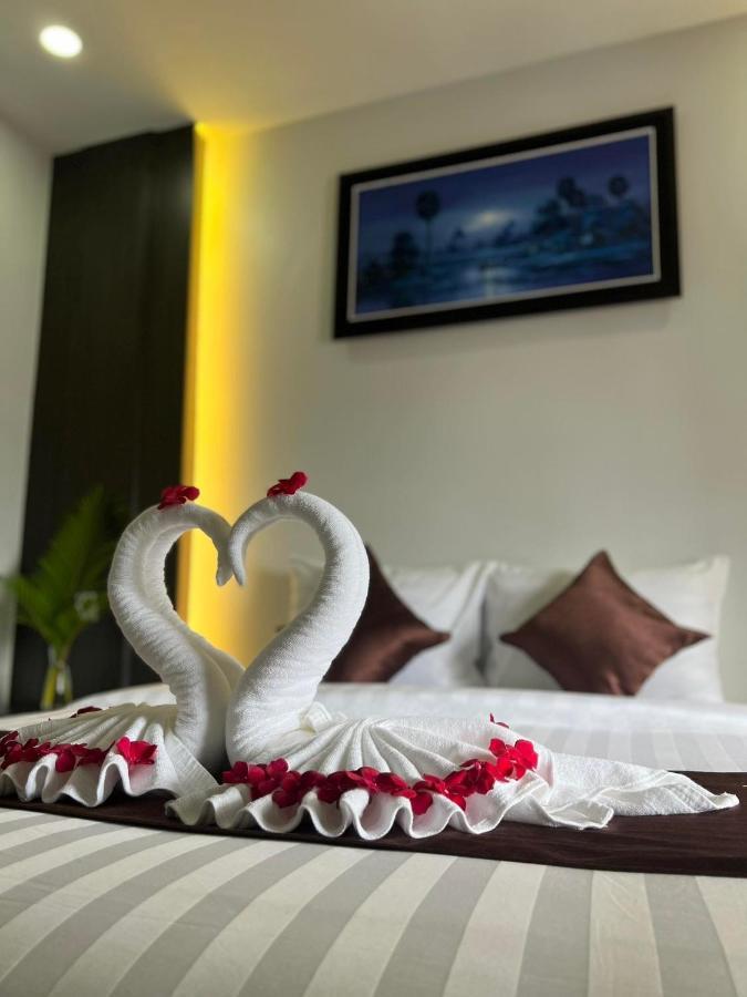 Hotel The Moon Kampot Boutique Zewnętrze zdjęcie