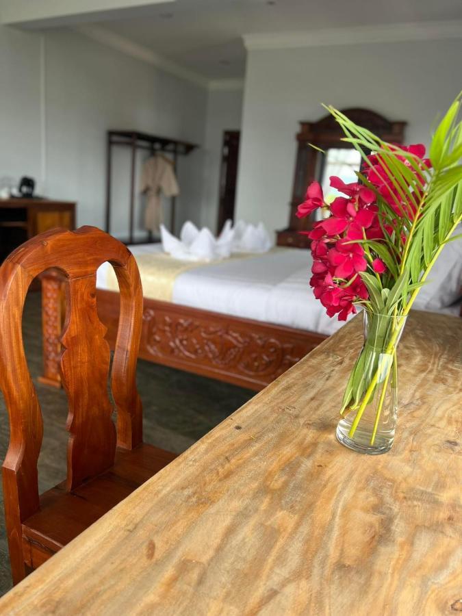 Hotel The Moon Kampot Boutique Zewnętrze zdjęcie