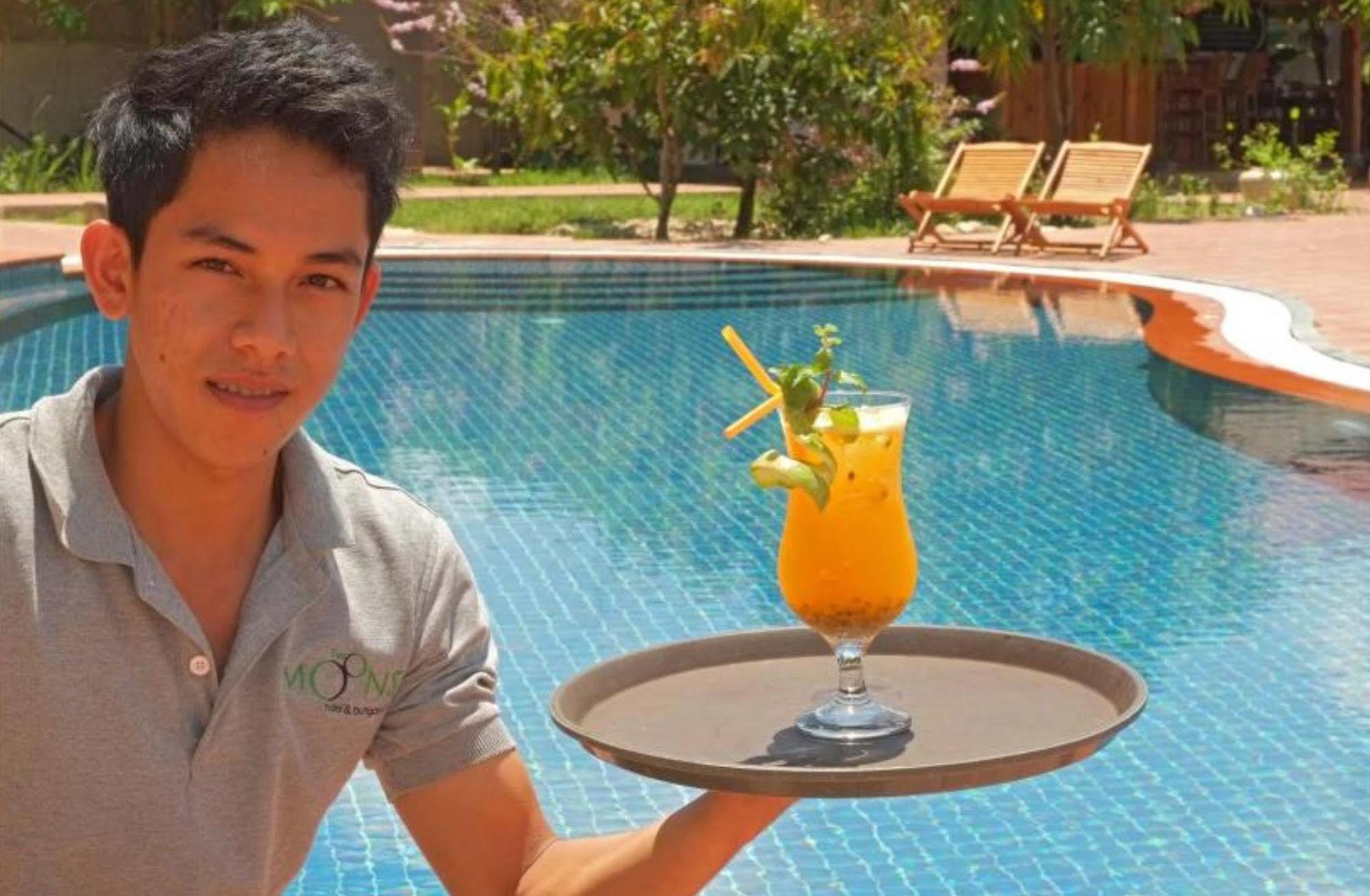 Hotel The Moon Kampot Boutique Zewnętrze zdjęcie